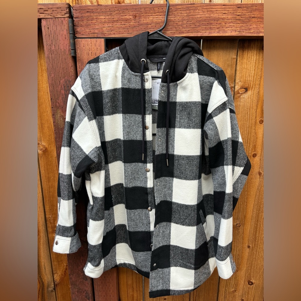H&M Women’s Oversized Plaid Shirt Jacket